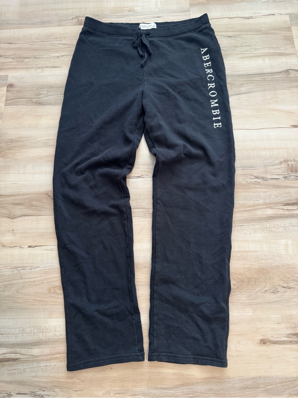 Abercrombie & Fitch Men’s Black Sweatpants - Classic Logo